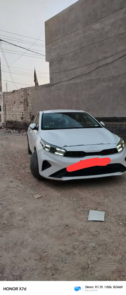 السلام عليكم
من رخصة مدير الكروب 
كيا فورتي موديل. 2023 وارد امريكي 
محرك 2000دوش
ماشية 43,000
الحاث موضح بالصور والايرباك طاك
السعر 160 ورقة وبي مجال
 ***********
