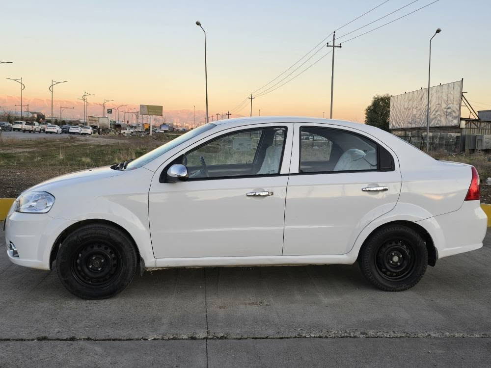 فروشتنى خيرا
شوفرليت ئه فيو  مواسه فات عادى
كامل بوياخ له سه ر ساخى بى هيج ده عميك ره قه موو سه نه وى و فه حسى تازه يه  ته كسيبوه كراوه ته وه به خسوسى 
گير و مه كينه و ته بريد و گه رمى به شه رت نرخى خوار هه مو بازار قفلى ٤٣ گه لا بى معامه له تكايه مشته ريت تيل بكه *********** سليمانى ناو شار السليمانية, العراق
