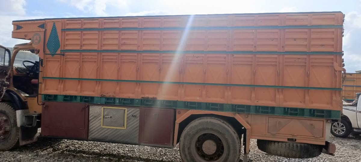 للبيع بدي مكلف بل نشر هاذا رقم راعيه ***********
