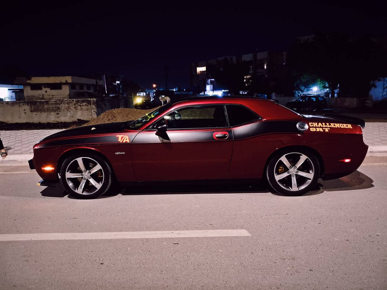 جالنجر 2014 نضيفة وبسعر البلاش
رقم بغداد شرط التحويل

الـــــــــــــسعر : الرد تلقائي 📩

صبغ حزام جمالية فقط  وفديو موجود للسيارة قبل الصبغ

المواصفات

كير ومحرك كفالة شوتة رياضي KN
بصمه تشغيل + بصمه ابواب
كشن السايق كهرباء
تبريد قطعتين
شاشه كبيره
زنون جديد
فول تحكم ستيرن
كشنات تدفئه
نظام سبورت
جام كهرباء
مري كهرباء
ويل ٢٠ ياباني
محدثه كت موديل2023 
سقف كنتارة
ارقام نكليزي سنوية بسمي
 حادث قبغ صندوك
 تخم تاير جديد ياباني
سستم صوت دمام انفنتي

مكان السيارة: ديالئ
رقم صـــاحب سيارة:*********** واتساب

لعرض سيارتك على الصفحة بنفس الطريقة راسلنا
