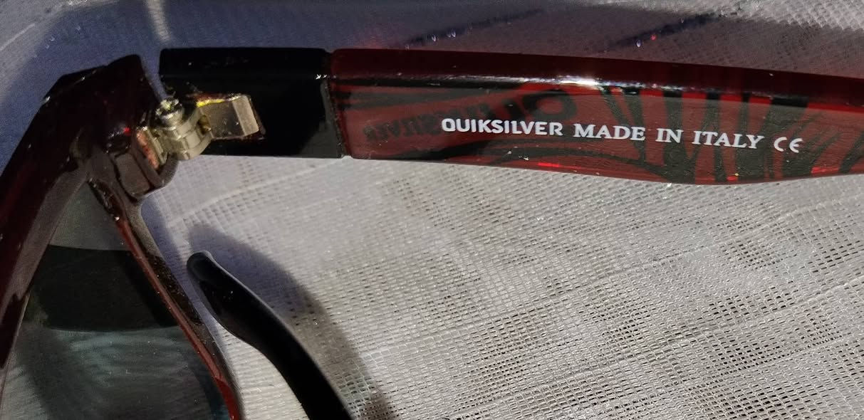 نظارات شمسية إيطالية رجاليه
السعر 7 الاف موصل, نينوى


**إذا كنت صاحب هذا الإعلان وتريد حذفه لأي سبب، رجاءا أرسل رسالة إلى الدعم الفني**