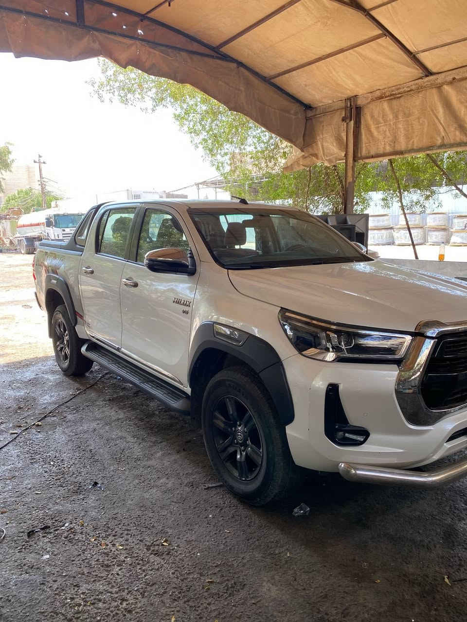 السلام عليكم
هايلوكسtrd2021
بسمي اربيل 
مكاني بابل
***********
السعر 320 بيهه مجال
