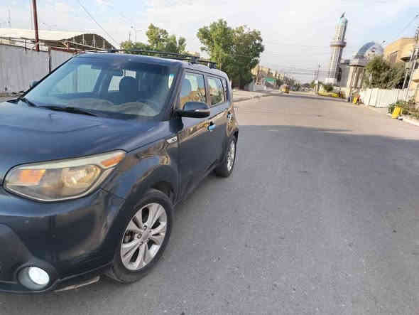 السلام عليكم كيا سول موديل 14فول عده الفتحه والبصمه حادثهه فقط باب خلفي ودعاميه خلفيه السياره كير محرك صدر تبريد تدفئه كلهه خير من الله جاهزه ومال جناي رقم بغداد الجديد باسمي هزه جديده سنويه جديده السعر 95بيهه مجال بسيط حك الجيه عنوان السياره بغداد الحسينيه للاستفسار الاتصال على رقم الهاتف *********** بغداد
