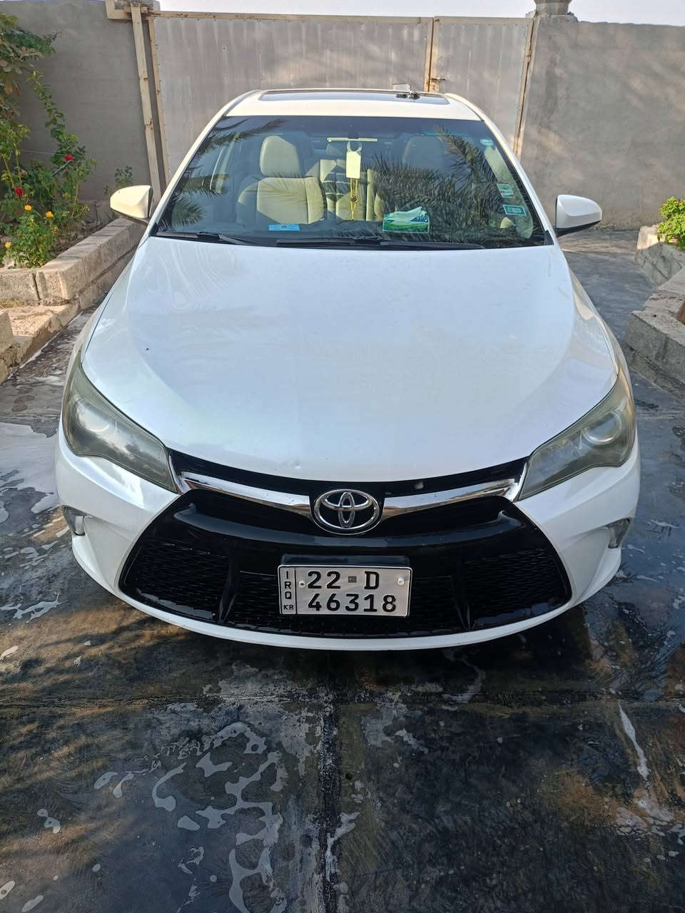 كامري 2016 وارد امريكي XSE فول الفول مكفوله كفاله عامه تخم تايرات جديد السيارة بأسمي سعر 203 لون ابيض صدفي *********** مكان السيارة ديالى
