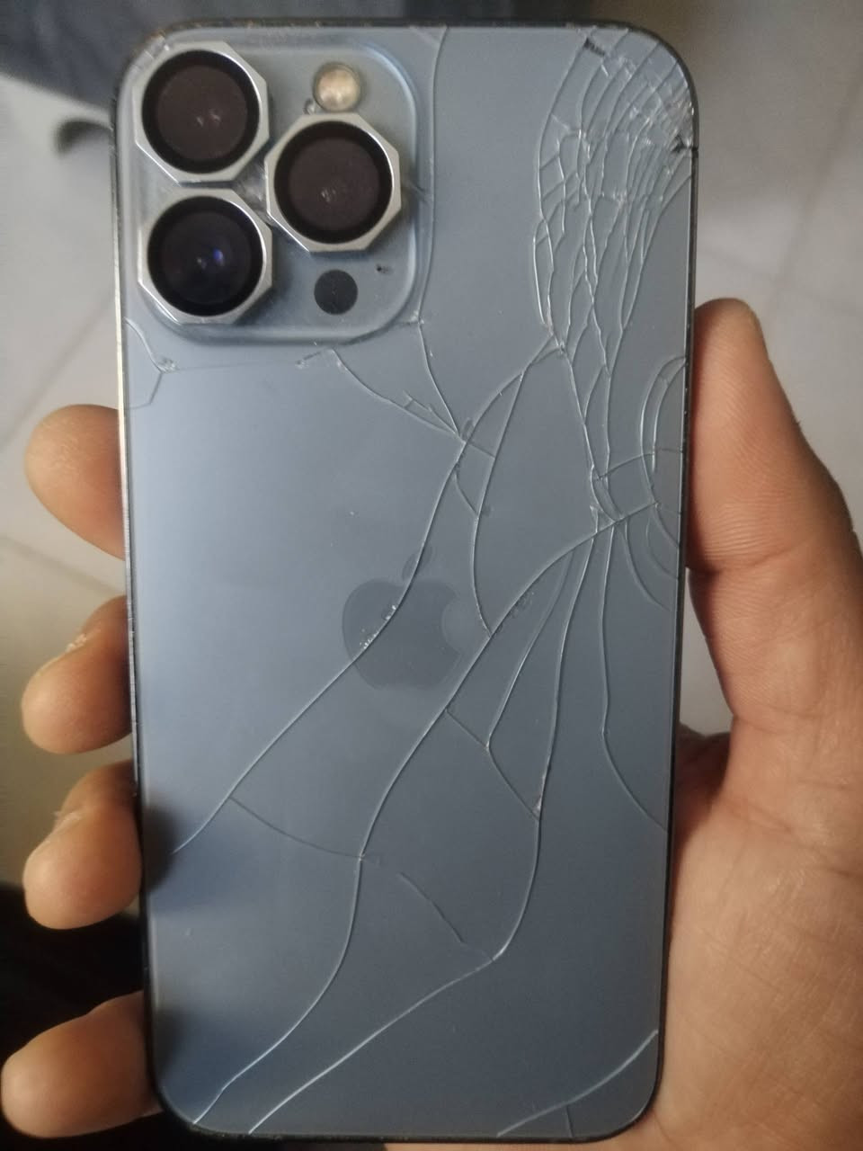 13برو ماكس مبدل شاشه وبطاريه اصليات 
 بي فطور ب ضهر مامأثر ذاكره 256 
جهاز اي خلل مابي مكان حي النداء سعره 425 قفل. 
***********
