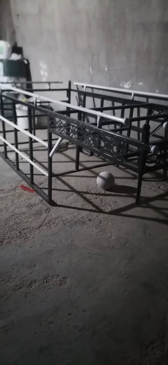 محجل ستوته ثنيه جديد البيع مكاني الرمادي التاميم السعر 120 او بي مجال ***********
