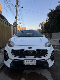 للبيع سبورتج 2021 سياره مكفوله كفاله عامه سياره كلش جديده مابيه اي نقص...