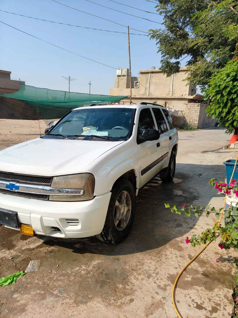 بلايزر مزاد داخليه محرك كير شرط مال كصه قبق اسود بيها معامله السعر 65 وبيها مجال قليل مكانها السحاقي
***********
