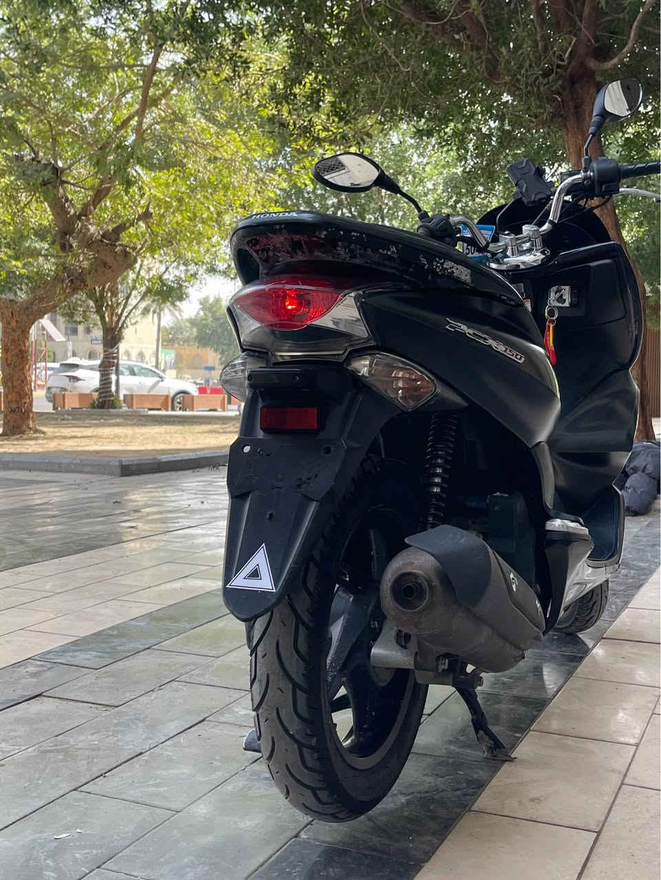 السلام عليكم للبيع دراجه pcxجيل اول دراجة مال رمبه مديل18 ماشيه٣٠ الف حقيقي ماخذها رمبه اوراق المعرض موجوده الدراجه على ايدي حجم مكينه 150ياباني الاصلي دراجه جديده مال جناي وعلئ ايدي
ياباني الاصلي دراجه كامله أستان كهربائي تدفئه بل يدات حساس ازدحام سويجات ٢حرف Aدراجه جديده الدراجه مكينه لوك شلعه معدل خير من اللّٰه دراجه تكول جديده بمعنئ الكلمه واحلا من الصور مال جناي المكان بغداد دراجة مكفوله اي نقص مابيه
السعر١٤٥٠
وبيها مجال الله شاهد محتاج ودا ابيع
اي استفسار *********** بغداد, العراق
