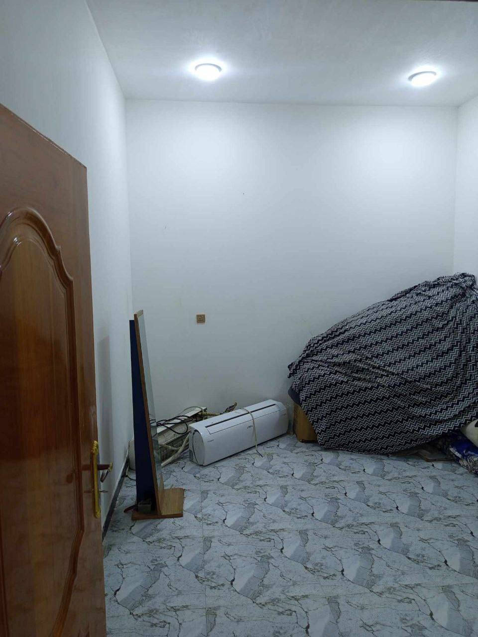 📌بيت زراعي للبيع
العنوان زديناويه شارع التفاح الاخضر صيدليه 
✅بي وصل تطويب ب البلديه 
يحتوي  الطابقين طابق اول غرفتين طابق ثاني 4 غرف
بناء حديث 
بناء طابوگ كونكريت مسلح ✅
للاستفسار دايركت @mqaqas


**إذا كنت صاحب هذا الإعلان وتريد حذفه لأي سبب، رجاءا أرسل رسالة إلى الدعم الفني**