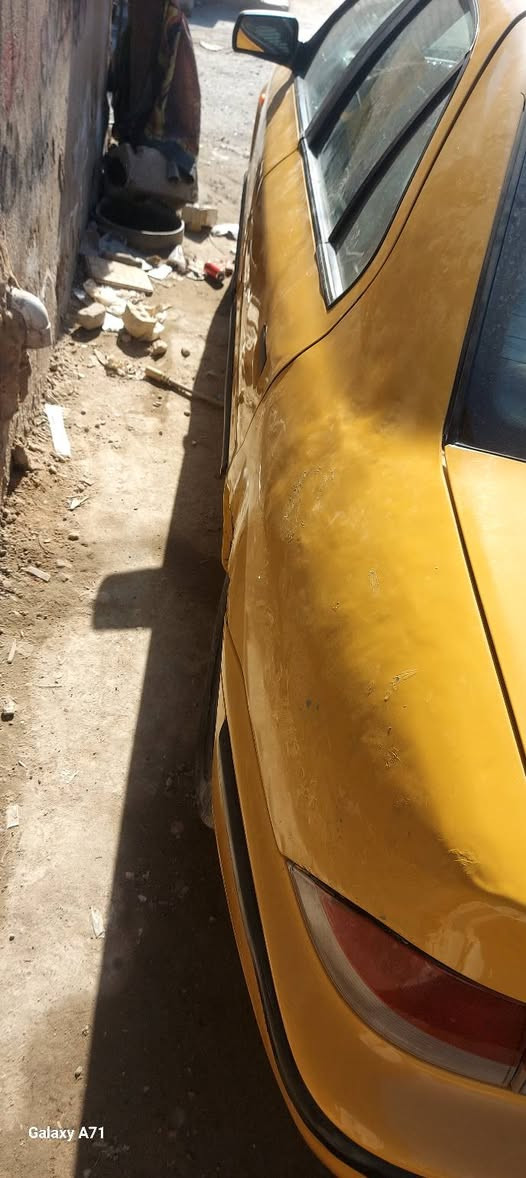 السلام عليكم شباب سيارة خير من الله كير ومحرك وحدادية جديدة٢٠١١السعر ٣٣ورقة بغداد
***********
