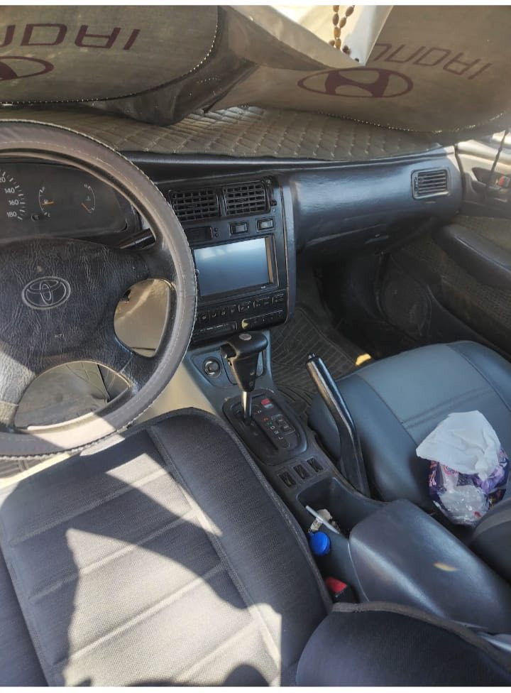 سيارة فرخ بطة
موديل 96
مابيها طخة ولا دعمة ومابيها معجون
فقط البونيد بي رش صبغ 
سنوية عضم والسيارة باسمي لسنة 2027
تحويل ثاني يوم
تدفئة وتبريد
جامات كهرباء
كهربائيات كلها شغالة
ارضية وكشنات جلد
چيك وشوف بعينك وابو القلم والفيتر يحكم.. تنقص دهن كل تبديلة 2لتر دهن تحتاج... 
***********
***********

اذا تعدل اكتب المنشور براحتك
