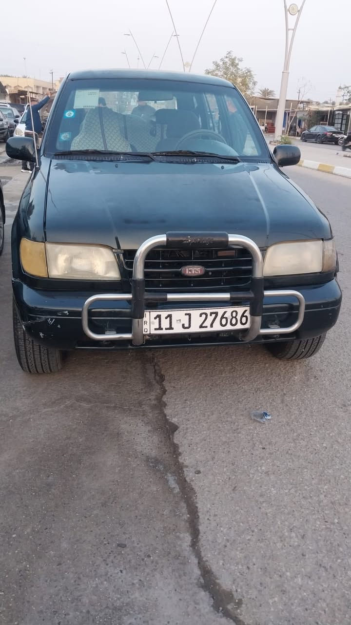 السلام عليكم
كية اسبورتج موديل ١٩٩٣
رقم بغداد أنكليزي السيارة 
جاهزة بيهة نقوصات كماليات 
بس كير مكينة خير من الله 
مكينة 2000 مفتوح مو مسكر كير عادي 
بيهة تخم تاير جبلي جديد صدر نضيف 
ترهم مراوس هم شعندك تعال خاص 
رقمي ***********
