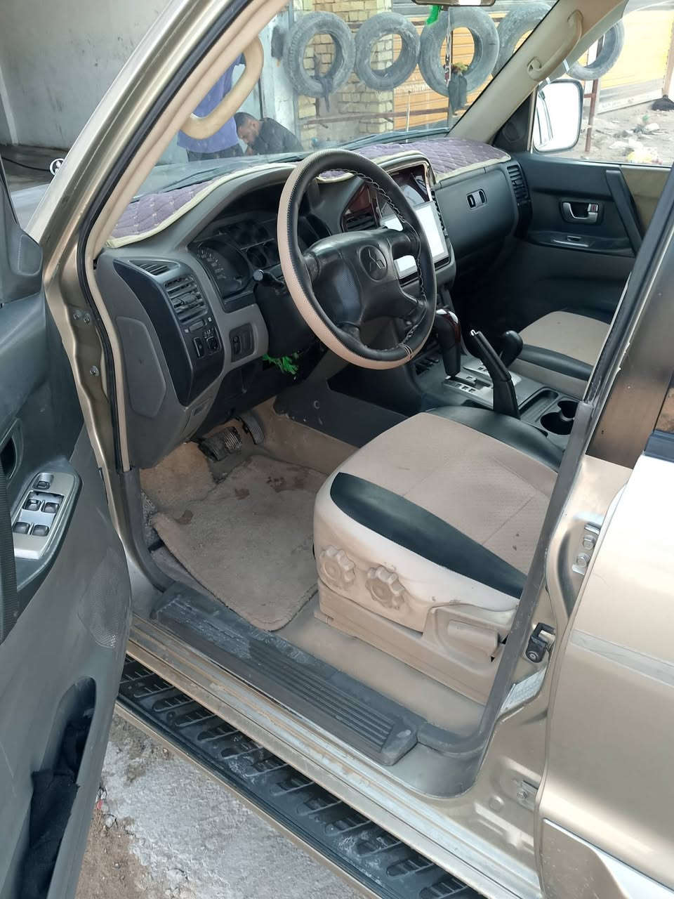 مكفول رقم بغداد دولي موديل2004بسمي محرك 3000تبريد حداديه زينات محرك كير مكان نجف *********** سعر 80بيه فقط جاملغ امامي صبغ شويه على البلاد
