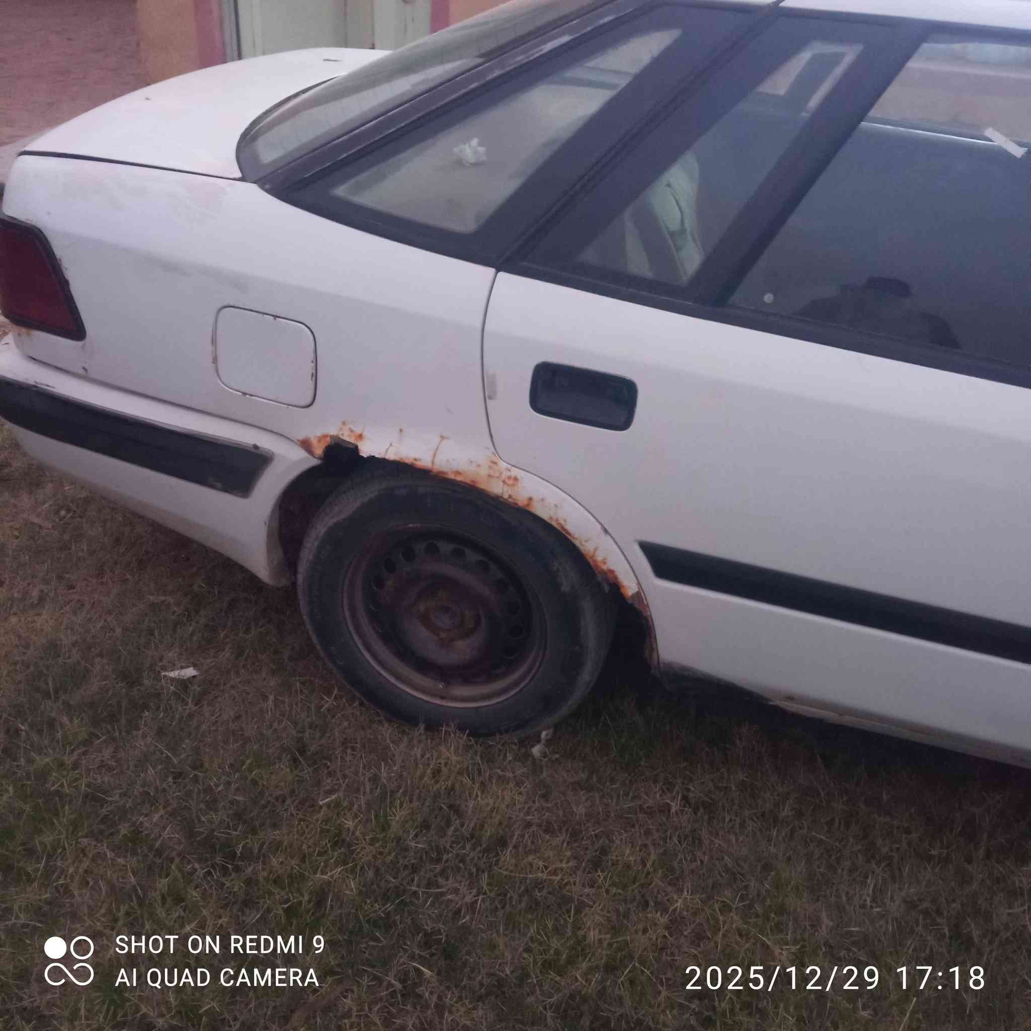 السلام عليكم اسبرو للبيع موديل 96 بسمي رقم بابل ***********
