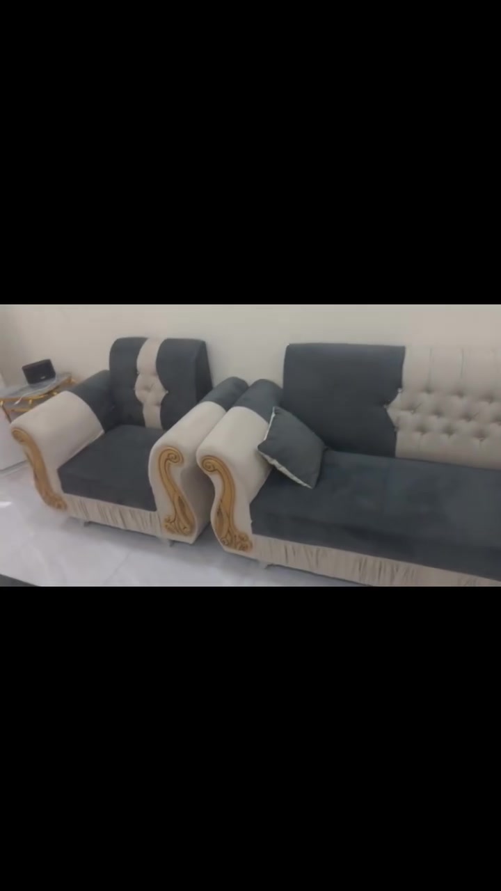 سلام عليكم تخم البيع السعر ٢٥٠ ///***********
