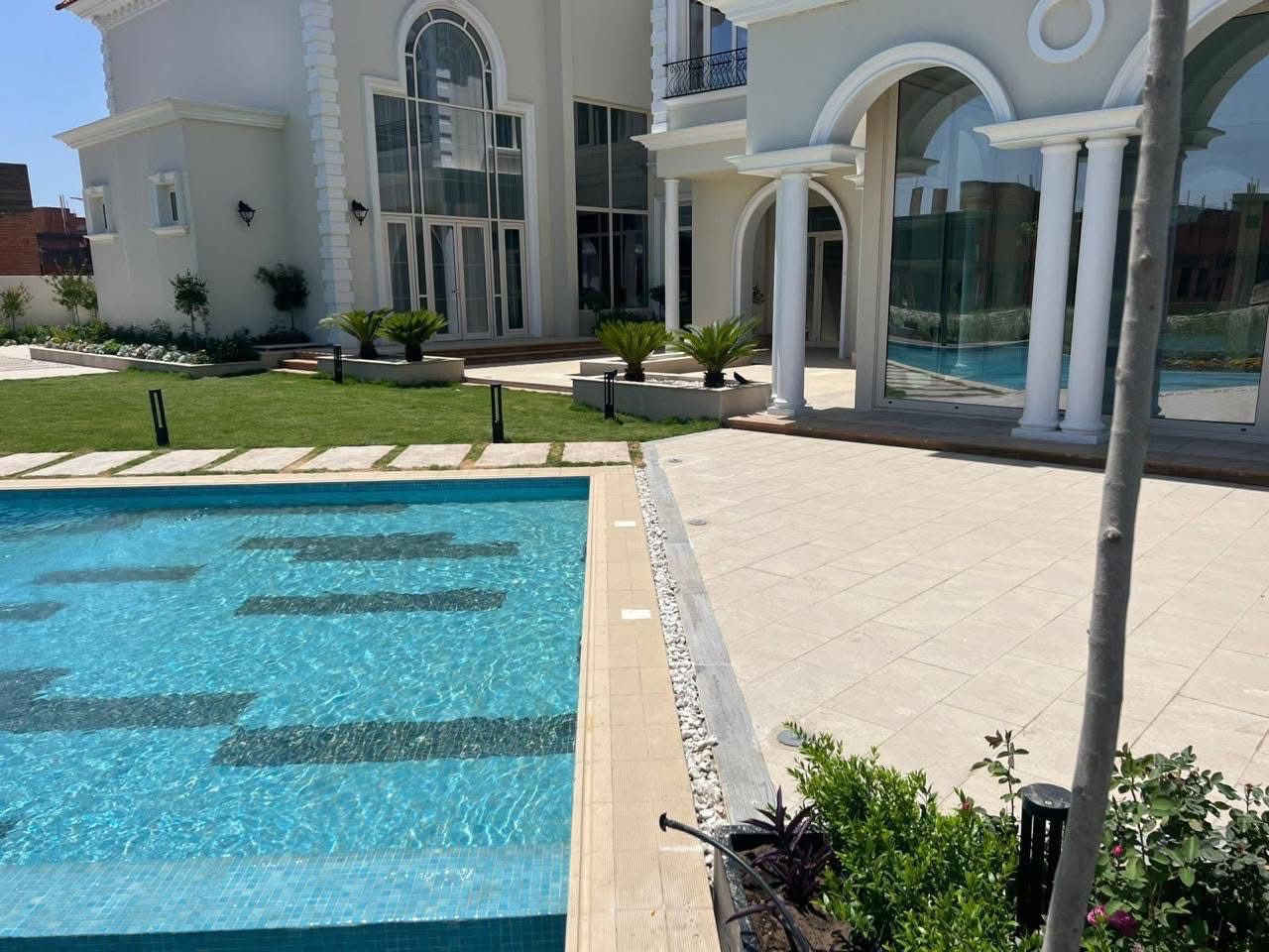 🌟 اكتشف رفاهية الحياة في داماك هيلز بغداد! 🌟
هل تبحث عن منزل أحلامك؟ انضم إلينا في مجمع داماك هيلز، حيث يجتمع الفخامة مع الراحة.

🏡 ميزات المجمع:
- وحدات سكنية بتصميم عصري
- مساحات خضراء واسعة وحدائق مريحة
- مرافق ترفيهية متكاملة: مسبح، صالة رياضية، وملاعب
- أمان 24/7 ونظام مراقبة حديث

📅 احجز موعدك اليوم
استمتع بجولة خاصة في المجمع واكتشف كل ما نقدمه لك ولعائلتك.

📞 اتصل بنا على: 
0777 597 3639
0776 847 6926
داماك هيلز بغداد – حيث تبدأ أحلامك
