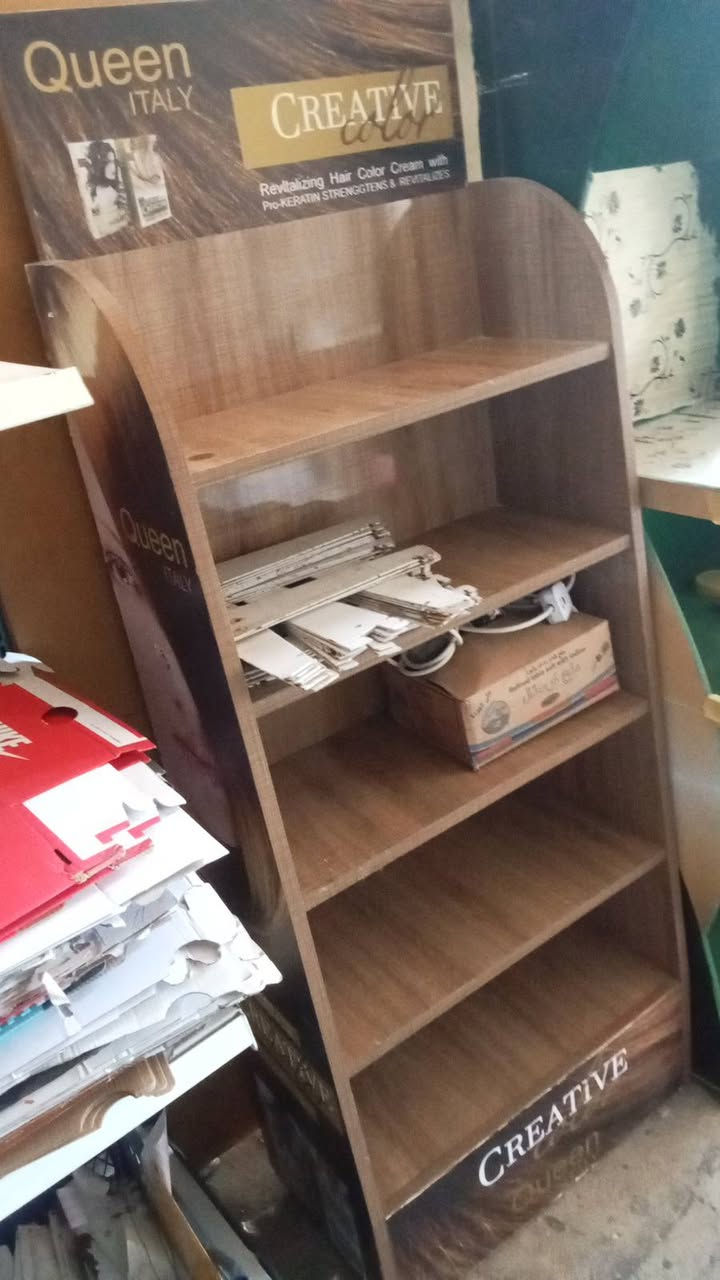 عارضه جرزات وفاترينات مختلفه للاتصال المباشر على الرقم التالي *********** كركوك, العراق
