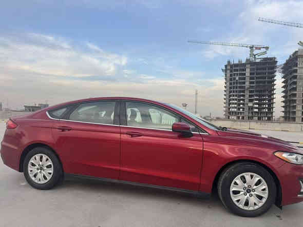 للبيع فيوجن موديل 2020
بصمة 

جلد 

بلوتوث

رادارات

هندبريك بصمه

جام اوتو 

تحديد مسار 

 وقوف تلقائي

ويل  16

مكينة 2.5 L

ماشية 70 KM

 تبريد ثلج 

حادثها قطعة وحده البنيد صبغ فقط 

ايرباك برده وستيرن 

للاستفسار 

***********
