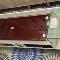 ميز بلازما مستعمل يتكون من جام وخشب  بحاله جيده بيه شوي زلوغ بسيطه موض...