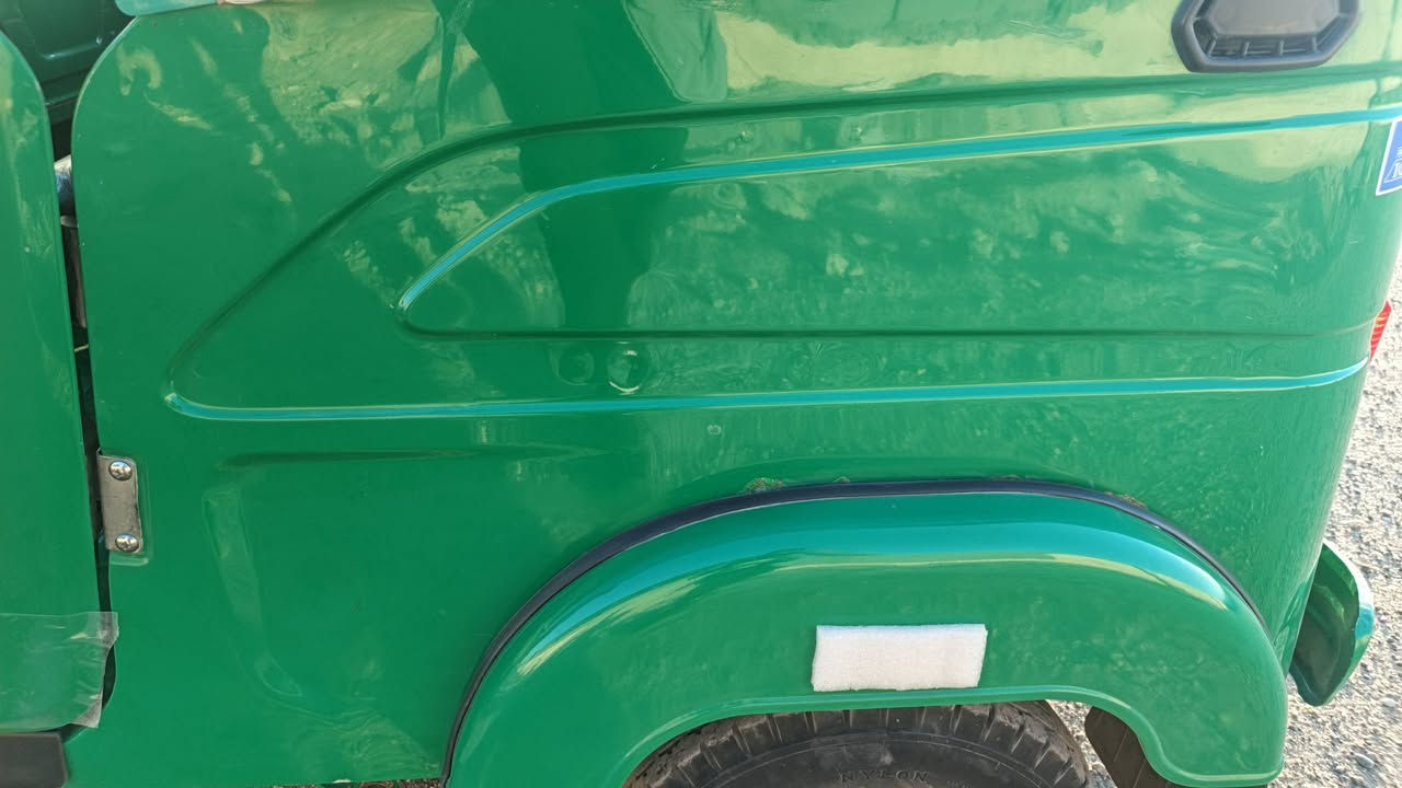 السلام عليكم تكتك 🛺للبيع موديل 22شهر8رقم وسنويه تحويل ثاني يوم كفاله عامه العنوان بغداد ***********
