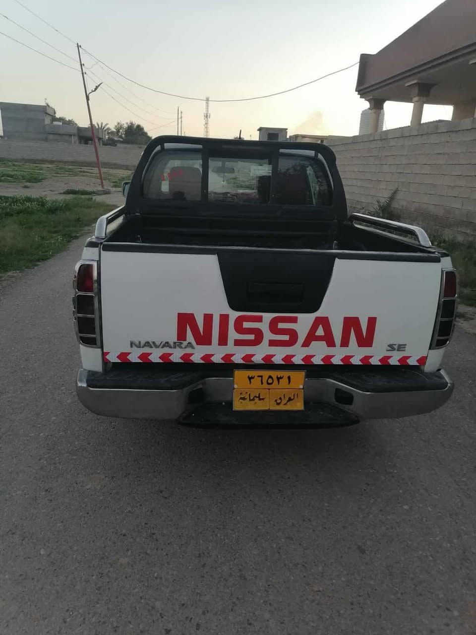 سلام عليكم نيفارا للبيع موديل 2009 رقم سليمانيه سنويه نهايت 2026 تنتهي محور مكينه 3000 بيهه قطعه وحده تدفئا تبريد شغال السعر 86 وبيها مجال حك الجيه 
مكان ديالى حمرين 

‭0787 669 5027‬
