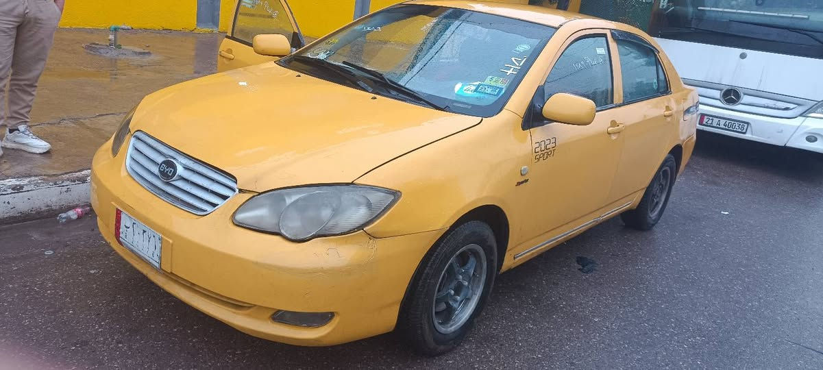 بي واي دي F3
موديل...2010
سنويا 2028
طخم تايات جدد 
كشنات جدد
بس عيبه كير اثاني يفلات
سعره 38 
للتواصل ‏‪0751 837 8603‬‏
