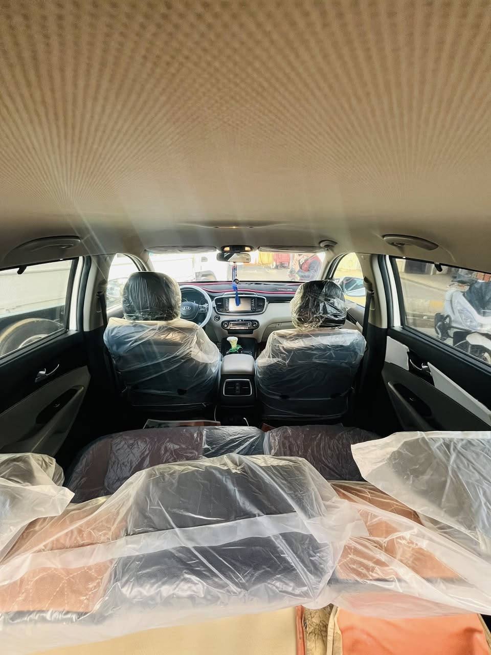 السلام عليكم
سورنتو ٢٠٢٠

فول ماعدا البنوراما

محرك 6

8كير

3 قطع تبريد

سبعه راكب 

تحكم سترين 

كسنات كهرباء

وباقي هواي مواصفات

رقم بابل باسمي تحويل ثاني يوم 

مكاني بابل حله جبله للاستفسار 

***********

***********
