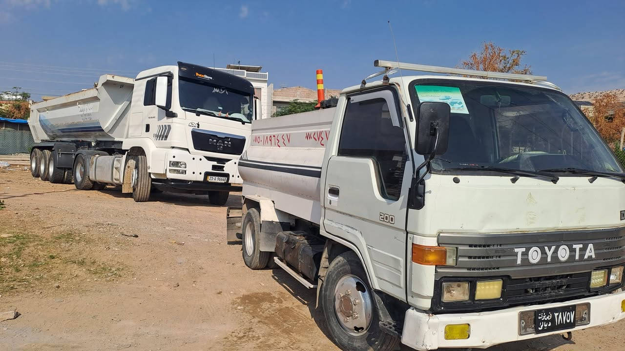 ***********      ***********
