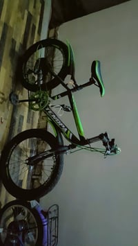 بايسكلات • جديدة • استعمال قليل