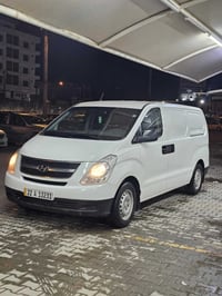 هيونداي اتش1 • ٢٠١٢ • ٢٩٤٠٠٠ كم