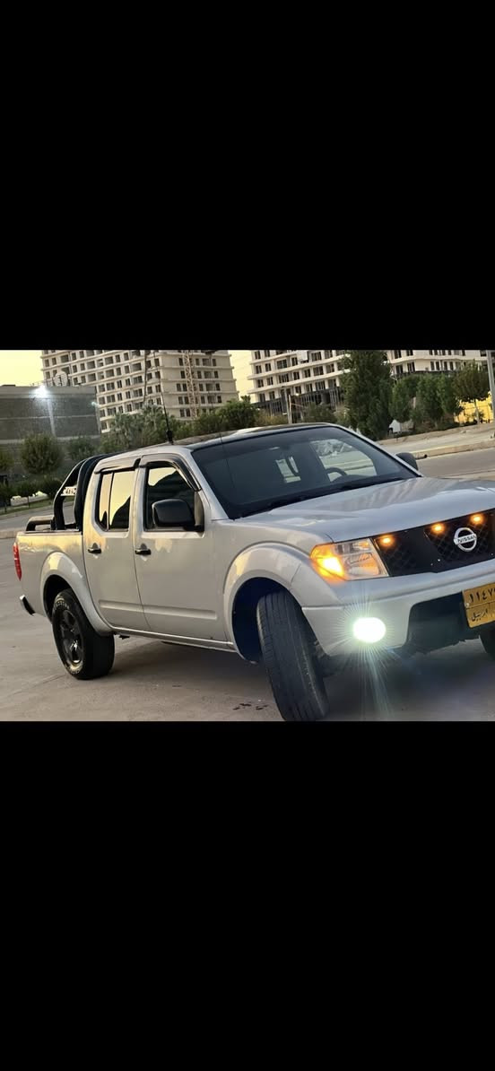 سلام عليكم للبيع بيكم نيفاره مديل 2013 رقم اربيل الماني سياره كاز محرك وكير ستاريكس ابو سوبر كير عادي محرك نضيف سياره جاهزه بيها جاملغات خلفيه صبغ وبنيد تطويز فقط بخ بدون اي ضربه وجاملغات خلفيه صبغ اثر شخوط فقط وصور قبل صبغ موجود داخل جديد تخم تايرات زيرو ويل اصلي جام كهرباء نضافه 100‎%‎ شويه العين مكان سياره دهوك سعرها 93 وبيها مجال للشراي *********** (واتساب )
