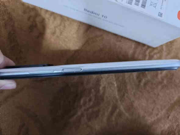 سلام عليكم ريدمي 10 
 للبيع الجهاز اخو الجديد نضافته 95℅
 لا مفتوح ولا مصلح ولا بي اي مشكله مكفول من كلشي 
 مساحته 128    6 رام 
 معالج  media tek Helio G88  
ملحقاته  كارتون فقط  
سعر  125  وبي مجال حك الجيه 

*********** 
تصال ويتساب كربلاء
