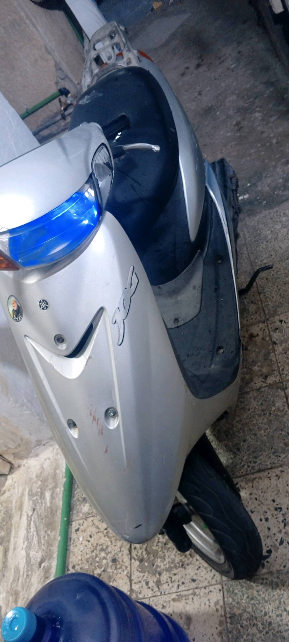 سلام عليكم دراجه عصفوري مال رمبه فحل خطين 
قفل اكسل 
شغاله سلف هندر 
كله عل بلاد اوراق موجوده
***********
