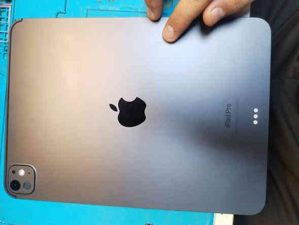 ايباد ١١ m4 للبيع
سعره 850 قفل
مابي بس هاي الطخه
واتساب
***********
