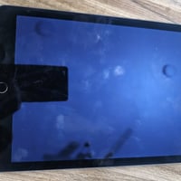 ايباد • قابل تفاوض • مواصفات بالصور