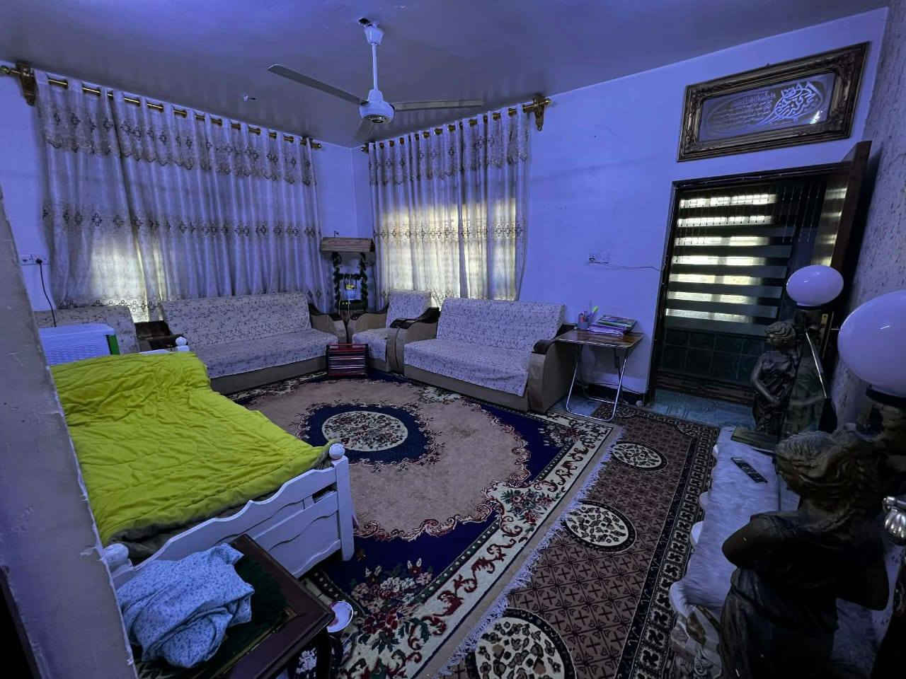 السلام عليكم 
دار للبيع في ابو غريب حي الشهداء قرب جامع الريان جاهز من كلشي 
رقم الدار 3184 
السعر 195 وقابل للتفاوض 
للاستفسار اكثر ***********
***********
