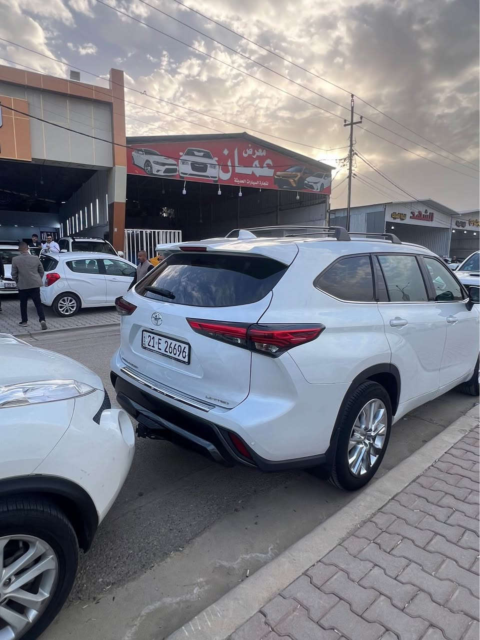 موصفات LIMITED
واحد على واحد 
بي بين بابين تعديل بارد بدون دواخل بدون اير باك 
*********** كركوك, العراق
