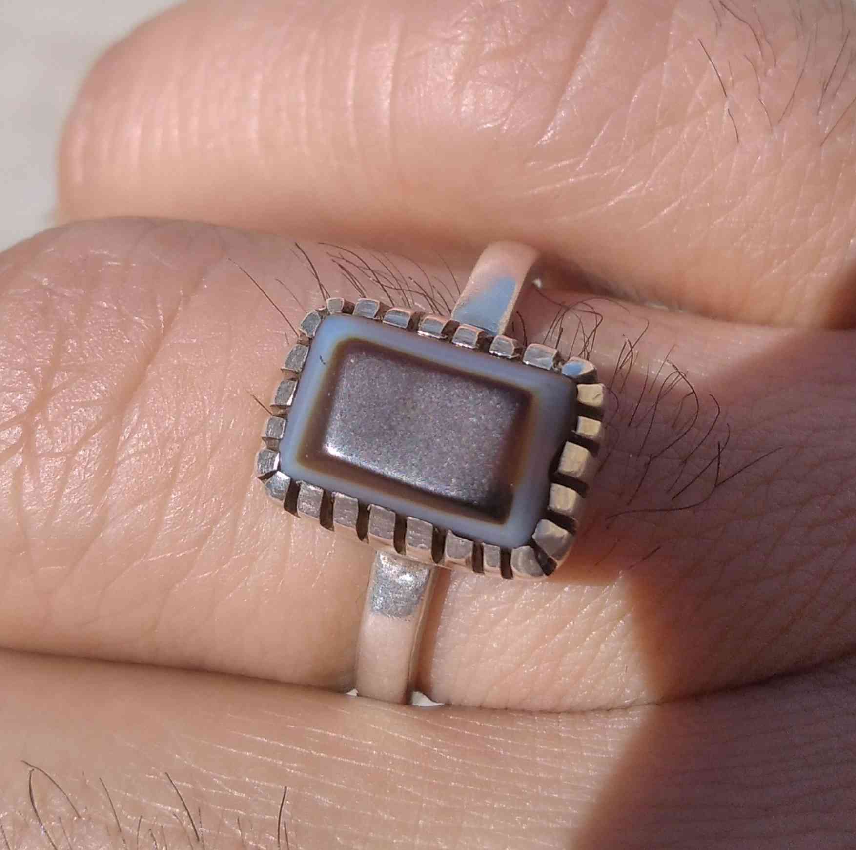 السلام عليكم ورحمه الله وبركاته تقبل الله منكم الصيام والقيام خاتم جزع يماني أصيل مشكول ناعمه سعره خاص


**إذا كنت صاحب هذا الإعلان وتريد حذفه لأي سبب، رجاءا أرسل رسالة إلى الدعم الفني**