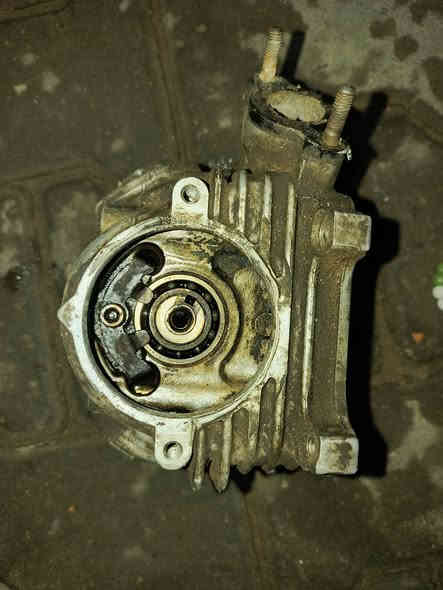 السلام عليكم كور بلادي 120ماكس عدله كامل وبوشه 55اصليه تايوان مكان بغداد الشعله توصيل موجود ***********
