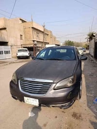 C200 موديل 2014 للبيع مبدل مكينه وكير جدد مال حاويه قبل سبوع مبدل بيها...