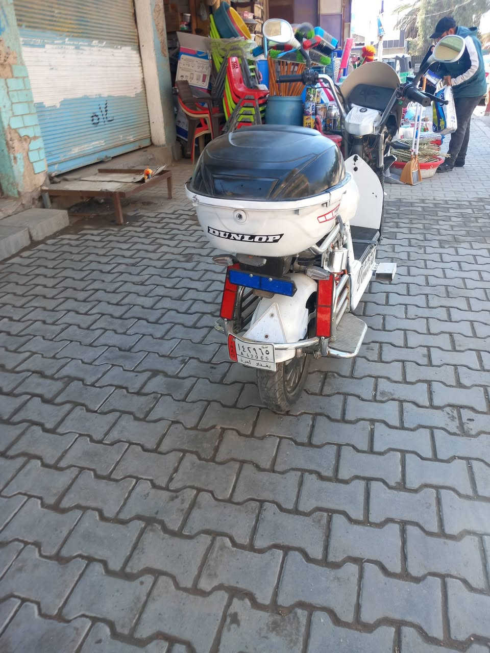 مستعجل عالبيع ب ٦٠٠ الف عالفحص تأخذها مكان بالمحمودية حي العسكري قرب جامع الأمين..معلومة مصبوغه لو ابيض حراري مع اضافة بعض الاشياء للجمالية فقط ..أي استفسار وشراي عالخاص مو شراي لاتعلق رجاءا


**إذا كنت صاحب هذا الإعلان وتريد حذفه لأي سبب، رجاءا أرسل رسالة إلى الدعم الفني**