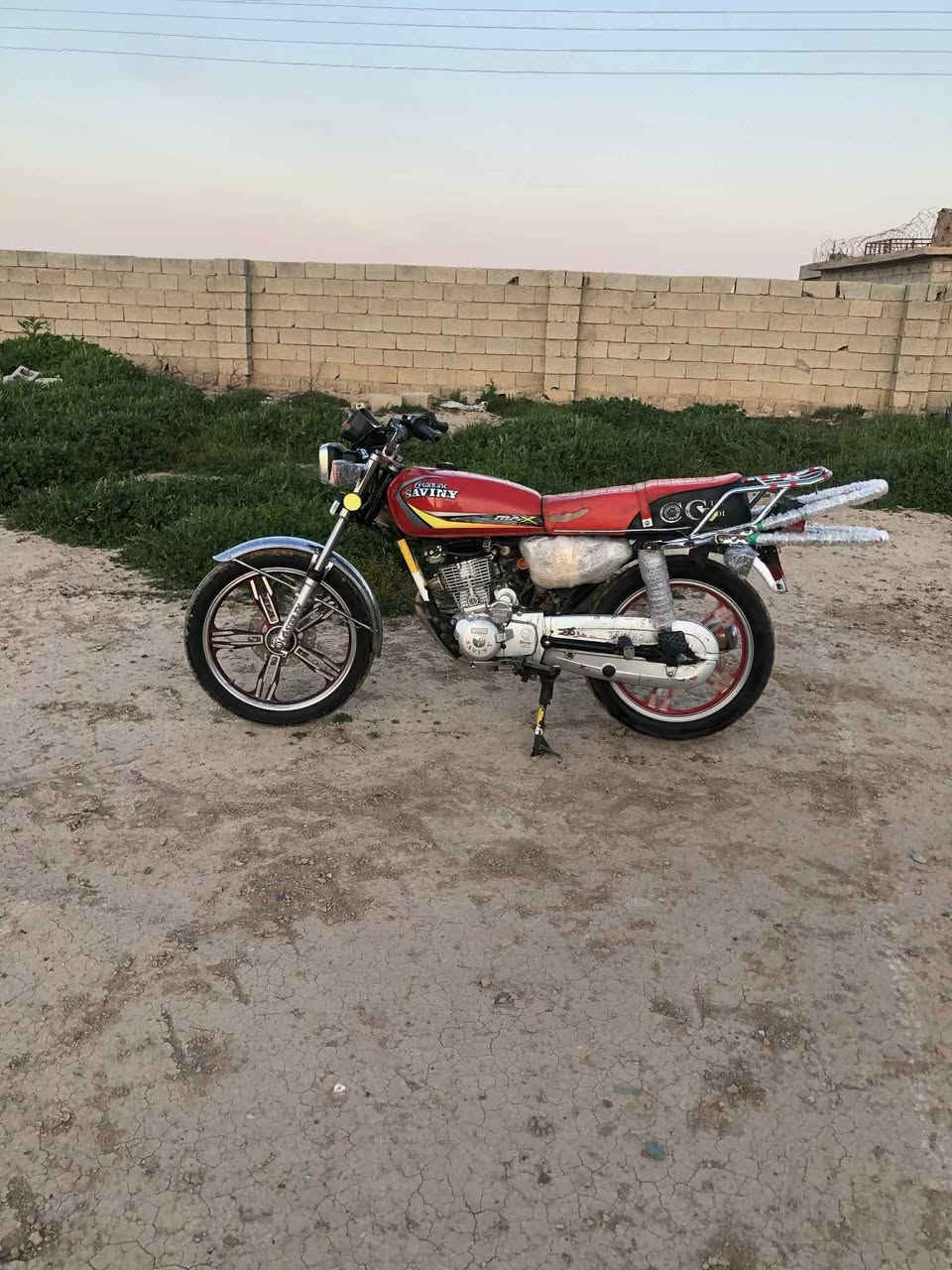 السلام عليكم 
مطور البيع خمسه كير موديل 2022سونك
مطور نضيف حيل نشط فول البيع اومروس 
السعر 425وبي مجال قليل مكاني حويجه 
***********
