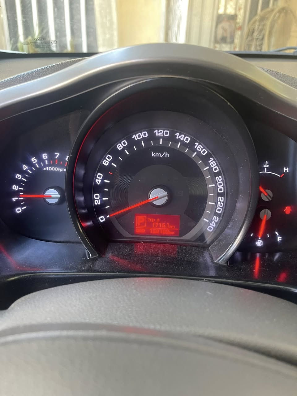 السلام عليكم سبورتج خليجي موديل 11 فول عدا البصمةباسمي بيهه مكانات بارد مكينة دوش ما مفتوحة ماشية 151 بيع أو مراوس باحدث عنواني بغداد ***********  السعر 140 وبيهه مجال
