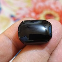 عقيق يماني شفه العبد زبيبي سباعي الاصلي ملكي طبيعي غير معالج بذمه السع...