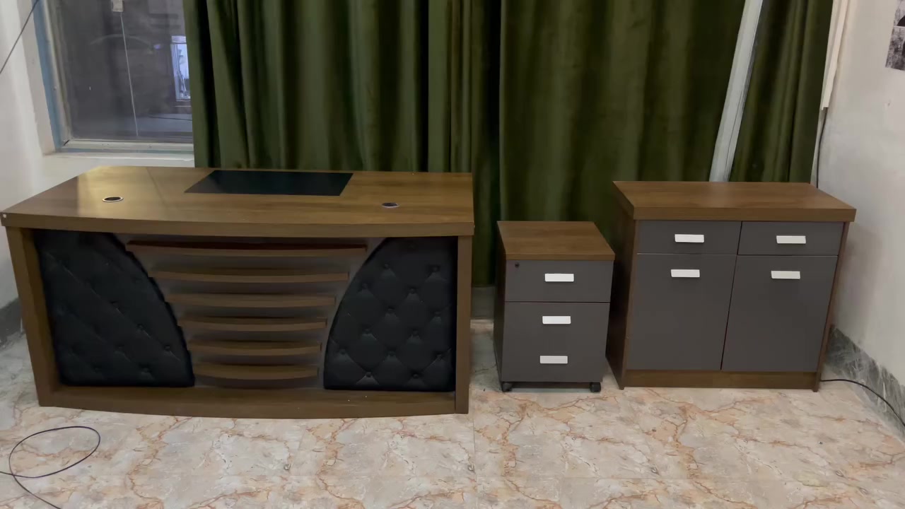 اخوان ميز مكتب او حاسبه نضيف كلش مكاني كربلاء حي العامل قرب شركة الاماني الفرع الثاني السعر 350 وبي مجال 
الاستفسار ***********
