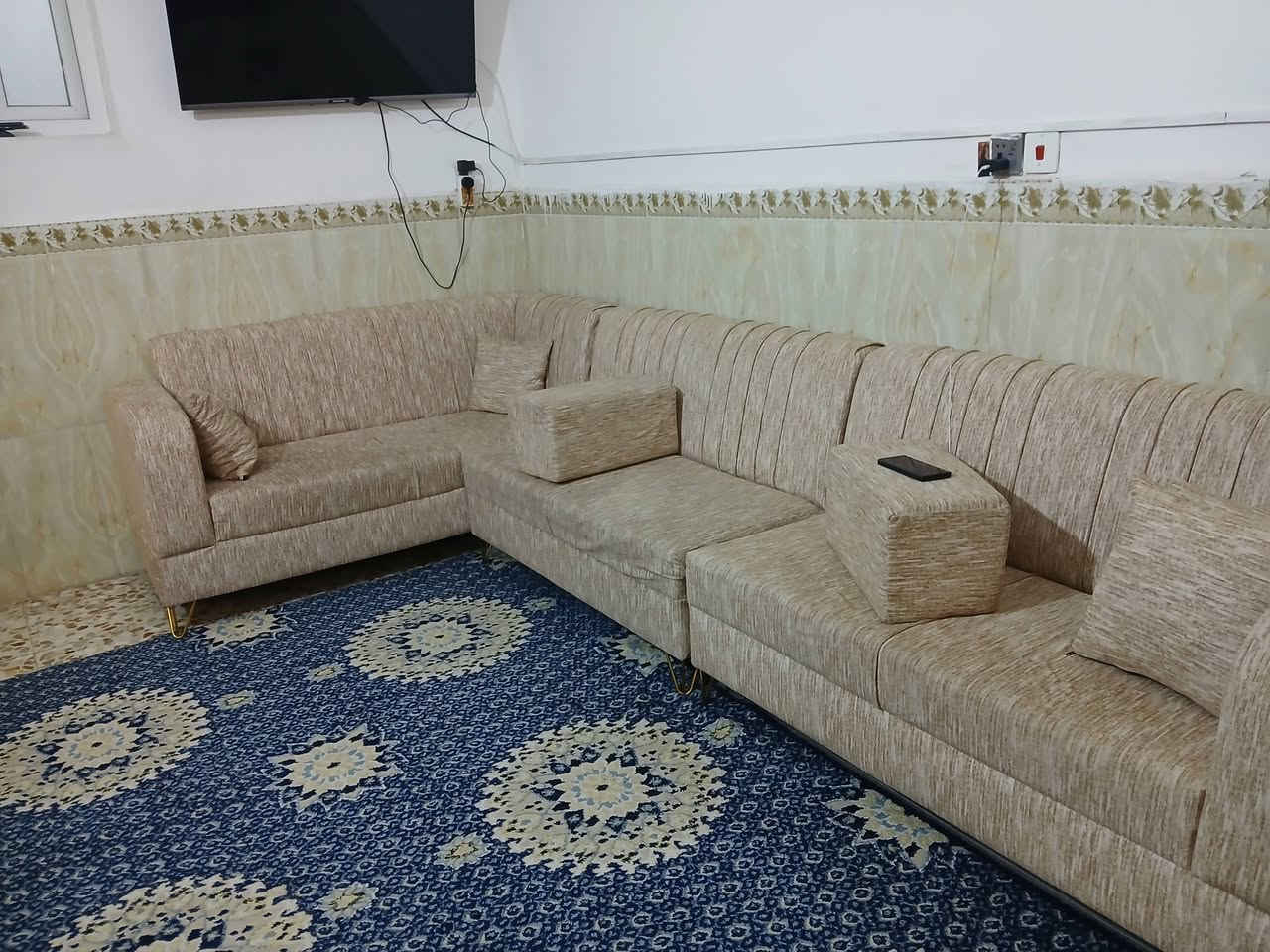 سلام عليكم غراض منزليه للبيع نضيفات
*********** 
للتواصل
