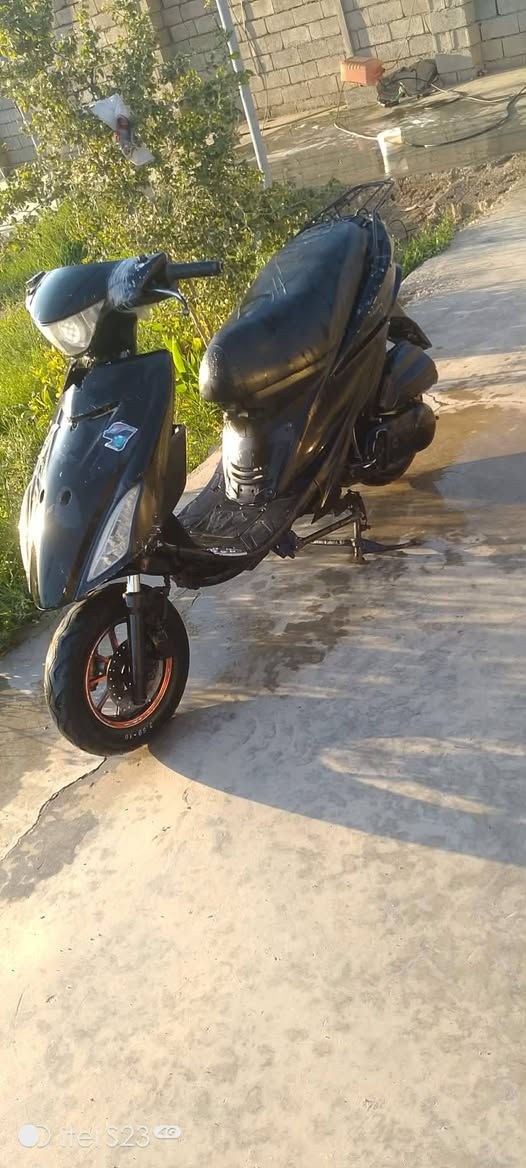 للبيع ادرس ماليزي تراجه مكفوله نكره سلف 175 وبيه مجال لطيبين
***********
