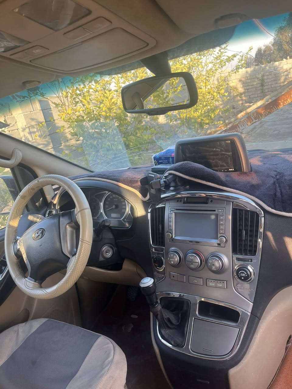 السلام عليكم 
سياره ستاركس 2013
كير محرك مكفول سنويه 29بسمي 
وبيه راتب شهري 
رقم التلفون ***********
