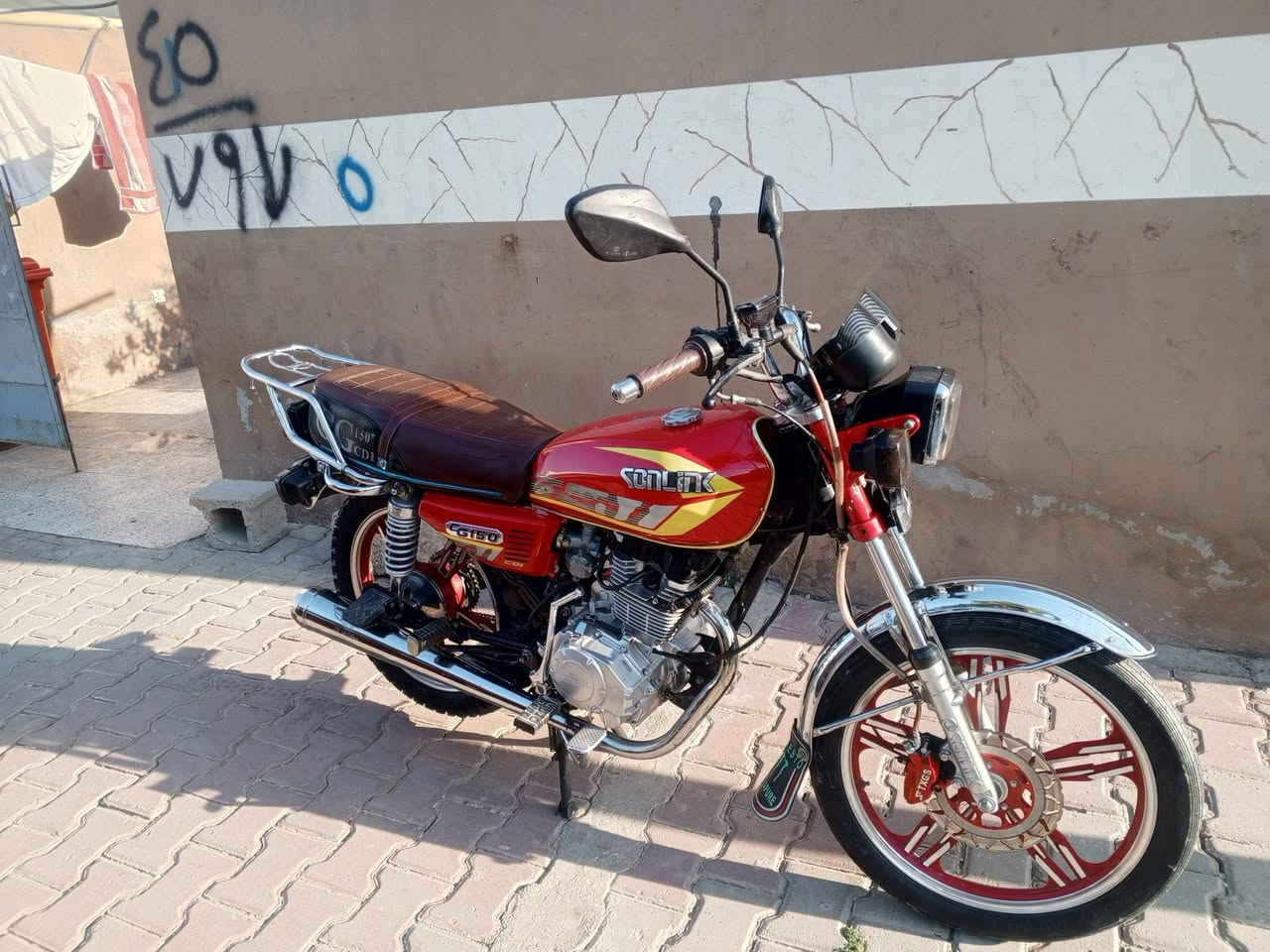 ماطور للبيع موديل 24 محرك ما مفتوح شرط 600 وبيها مجال
*********** واتساب متواجد عنوان كركوك
